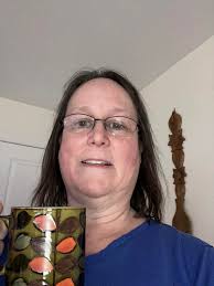 Thanks to Suzanne and her thoughtful gift, I am now ready to have coffee  with the Bradys. Happy Holidays to all my fellow Brady fans.