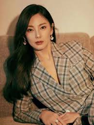 调查过一堆美少女和美少年后，这个男人对可爱下手了？_凤凰网