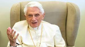 314 likes · 22 talking about this. Neue Biografie Benedikt Xvi Verteidigt Rolle Als Papst Zdfheute