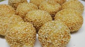 800 gm tepung pulut air 100 gm bijan. How To Make Super Crispy Sesame Balls Resepi Kuih Bom Bijan Sesame Seed Balls At Home Youtube