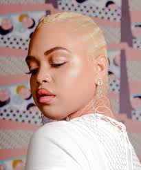 Itching or a red rash on the face is a common symptom that every person experience, usually on a frequent basis. How To Treat Allergy Face Symptoms On Your Eyes Skin