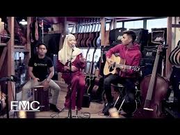 Download lagu mp3 & video : Farah Farhanah Sampai Jannah Live Acoustic Ver Ost Sayangku Kapten Mukhriz Video Dailymotion