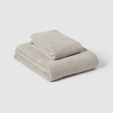 Many of them are decorated with romantic lace and embroidered digital print. 21 Best Bath Towels Of 2021 Soft Fluffy And Luxurious Bath Towels Allure