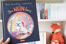 It meets a waschbär, who, somewhat hard of hearing (and he doesn't listen) says nothing but was? Download Carlsen Books