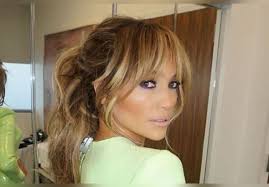 Sur cheveux longs ou courts, le dégradé s'adapte naturellement. L Astuce Geniale Pour Creer Une Frange Rideau Sans Couper Les Cheveux Et Avoir L Allure Retro 70 S De Brigitte Bardot