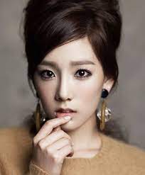10 K Pop Idols Work Vintage Hairstyles Korean Eyebrows Korean Makeup Asian Eye Makeup