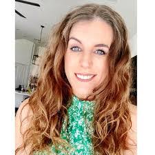 Jennifer Ranger's Instagram, Twitter & Facebook