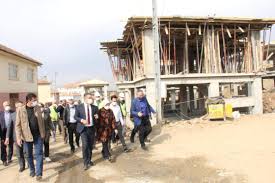 Malatya'da deprem evlerinde son aşamaya gelindi. Malatya Da Deprem Konutlarinin Tamami 7 Ay Icinde Bitirilecek