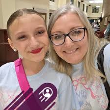 I don't know, I think I like mirror pics now. 🤳🏾🤣 Just stopping by to  remind you, that yes, you can do those hard things. You know, the ones that  have had