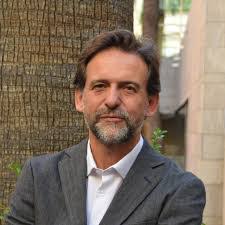 Victor Quesada's Instagram, Twitter & Facebook