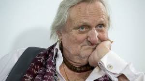 Kóbor János nem tudja, folytatja-e még az Omega