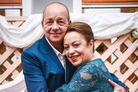 Umorul a fost medicamentul meu salvator în multe situații. Carmen Trandafir Si Sotul Ei