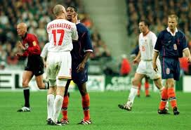 Sale up to 50% verzending naar nederland en belgieverzending naar nederland en belgie Oranje Oefent Weer Eens Tegen Belgie Nederlands Voetbal Tubantia Nl