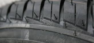 Ketinggian pasti muat untuk tayar yang hendak diganti. Ketahui 6 Cara Mudah Bilakah Anda Perlu Tukar Tayar Baharu Institut Memandu Cemerlang Tawau