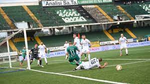 Tra avellino e padova vi sono 0 linee dirette. Par1d6dk3xqulm