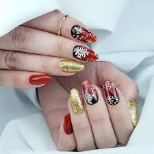 25 Flattering Red And Gold Nail Designs For 2021 My dress is black and gold dress for prom.