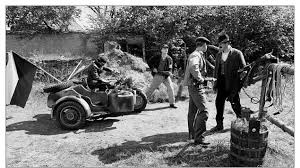 Získal cenu za nejlepší masky, kterou si odnesli adriana bartošová a rené stejskal. Krajina Ve Stinu Mojekinolive Program A Vstupenky Online Kino Vatra