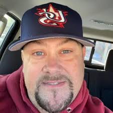 kerry strong (@pizzchips)