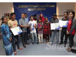 Permohonan gantian kad pengenalan (mykad atau mypr) 18 tahun warganegara atau bukan. Daftar Kahwin Orang Asli Meningkat Di Pahang