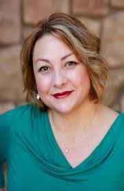 Holly Speed's Instagram, Twitter & Facebook