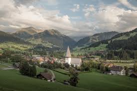 Sie können während wir botanisierend wandern viel interessantes über wirkungen und. April April Saanen Will Sich Vom Kanton Bern Ablosen Radio Beo