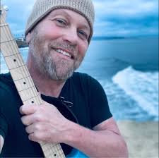 Prince Pics Galore telah menambah...