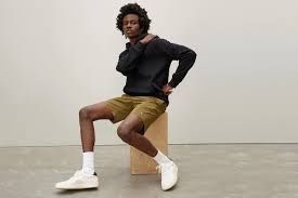 Everlane's range of activewear keeps things simple but effective. 20 Best Gym And Activewear Clothing Brands For Men Man Of Many