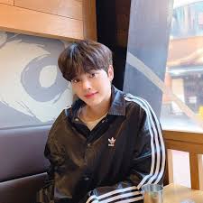Actor song kang spent some time with 'grazia' in order to pose for the magazine's may issue. Daily Song Kang On Twitter I M Crying ì†¡ê°• Songkang