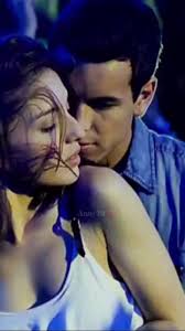 Tres Metros Sobre el Cielo: El Amor Imposible