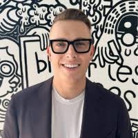 100+ "Bartosz &" profiles