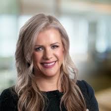 Cindy Hoel's Instagram, Twitter & Facebook