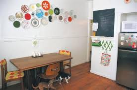 Ideas para decorar las paredes de tu casa. Decora La Pared De Tu Cocina Con Platos