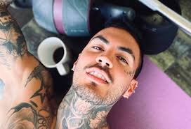 Lo cierto es que parece que a mateo no le afectan las críticas sobre sus tatuajes. Mateo Carvajal Confiesa Como Empezo A Tatuarse La Cara Rcn Radio