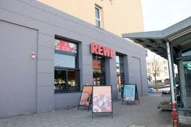 In 2014, construction is expected to start on a 8.7 kilometres (5.4 mi) tangential extension of route 16 of the munich tramway from its existing terminus at romansplatz to an. Rewe Markt Am Walter Sedlmayr Platz Unternehmer Fur Feldmoching E V