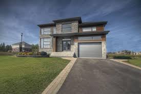 Cottage Contemporain Exterieur Maison Neuve A Vendre Zenco Construction Avu3d Maison Contemporaine Maisons Exterieures Revetement Exterieur Maison