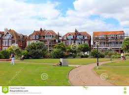 Wenn sie in ein restaurant und kehren sie ein und wir bitten sie bei uns eine bewertung zu. Eastbourne Park Vereinigtes Konigreich Redaktionelles Stockfoto Bild Von Erholung Hauser 77092438