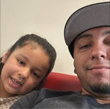 Why does the gas gauge fluctuate in a 1998 S10 2WD?