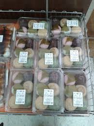 The outside is crispy waffle; Japanese Desserts And Sweets The Main Difference From Western Sweets