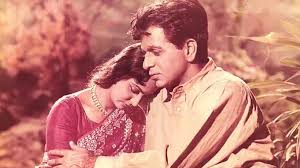Dilip kumar was awarded the padma bhushan in 1991 for his outstanding contribution to indian cinema. Book On Dilip Kumar Talks Of His Doomed Affair With Kamini Kaushal India New England News