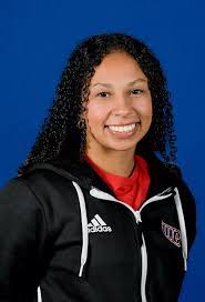 Isabella Drake's Instagram, Twitter & Facebook