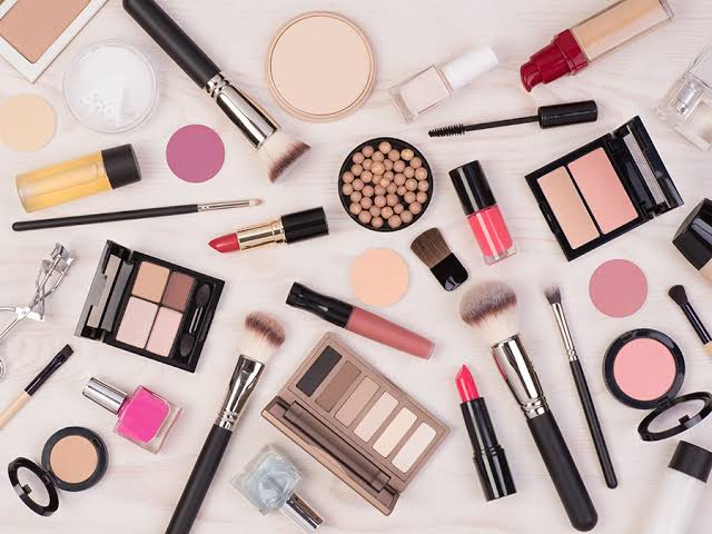 Use light makeup 