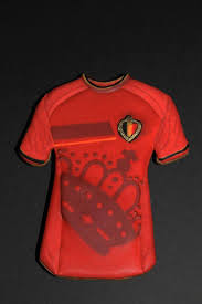 Het nieuwe trainingsshirt van de rode duivels heeft een nieuw template. Rode Duivels Shirt Cookie Connection