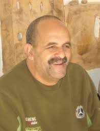 سياسة الهروب إلى الأمام عوض استنكار و الوقوف وقفة واحدة ضد الهمجية و  الإرهاب يحاول بعض الأشخاص فتح فروع عدة للتغطية على الجريمة و تشتيت المطالب  (باباه سمح و نتوما شكون ) (