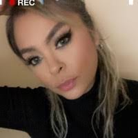 Lisa Uresti's Instagram, Twitter & Facebook