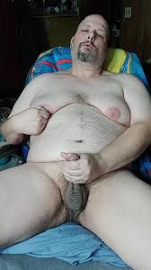 Il ragazzo paffuto si spoglia nudo, si masturba e viene con  Printsofallsayings, Printsofallsayings di Prints of all sayings: Video  Porno Cazzo Piccolo, Grasso, Bianchi, Americani, Uomo Gay | Faphouse