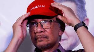 Malaysia's Anwar Ibrahim wages final battle to be prime minister