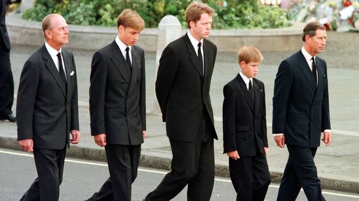The Crown': The True Story Behind That Heart-Wrenching Final Scene Of  Princes William And Harry At Diana's Funeral | British Vogue