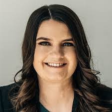 Stephanie Hottinger's Instagram, Twitter & Facebook