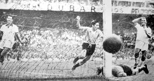 L 'nfl championnat mondial junior a été une compétition entre le football national a joué moins de 19 ans au cours de la semaine précédant la super bowl, dans la même ville qui accueillera cette dernière. Campionatul Mondial De Fotbal Brazilia 1950