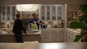 Modern Family Three Funny Families And Their Three Fab Houses Modern Family Kitchen Modern Family House Modern Family